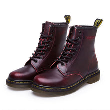 Load image into Gallery viewer, QUANZIXUAN Genuine Leather Women Boots Ankle Boots Female Autumn Winter Shoes Woman Couple Motorcycle Boots Women Ankle Boots